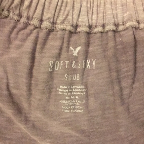 Off the Shoulder Top - American Eagle, Size Medium - Picture 3 of 3